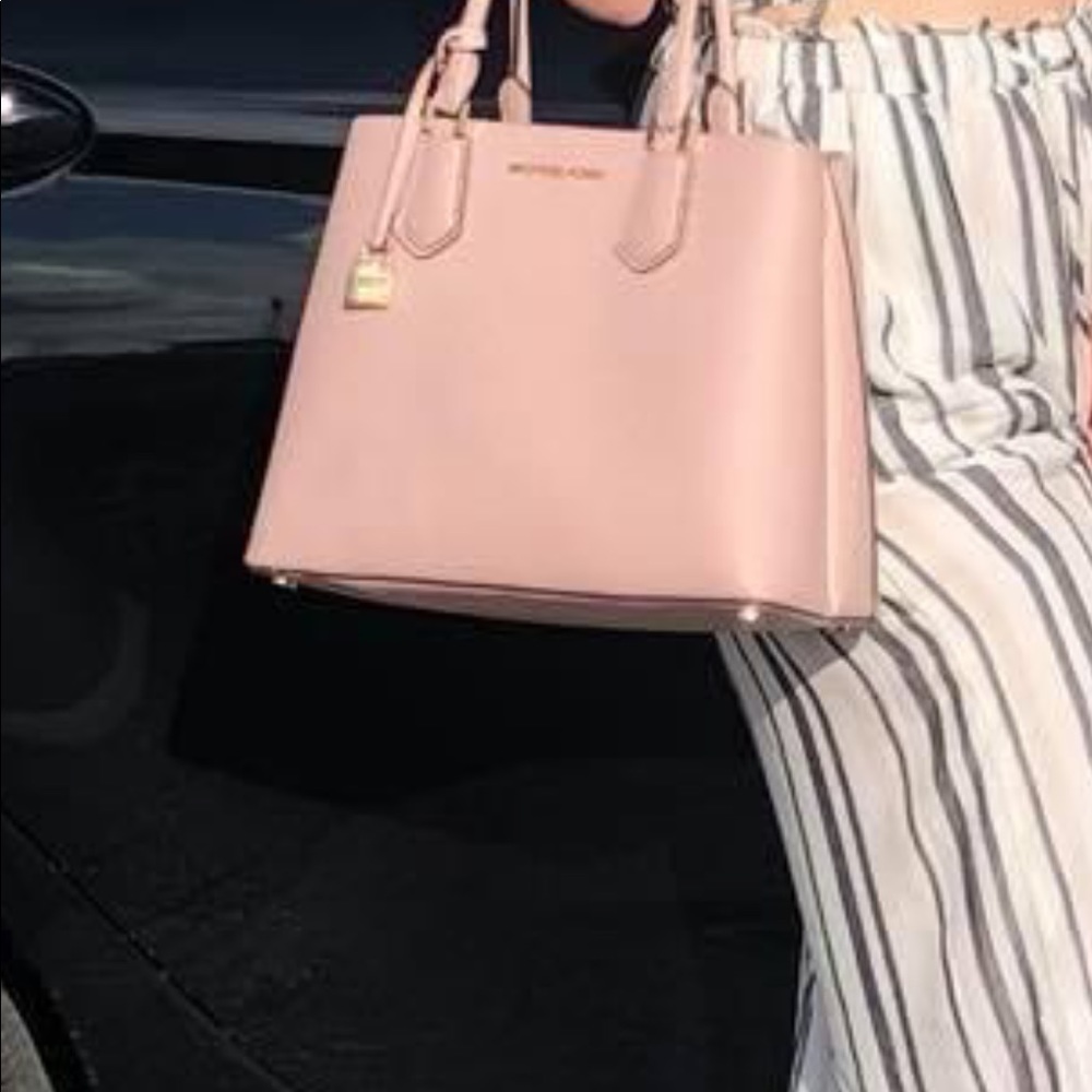 AUTHENTIC Pink Michael KORS bag with matching wallet